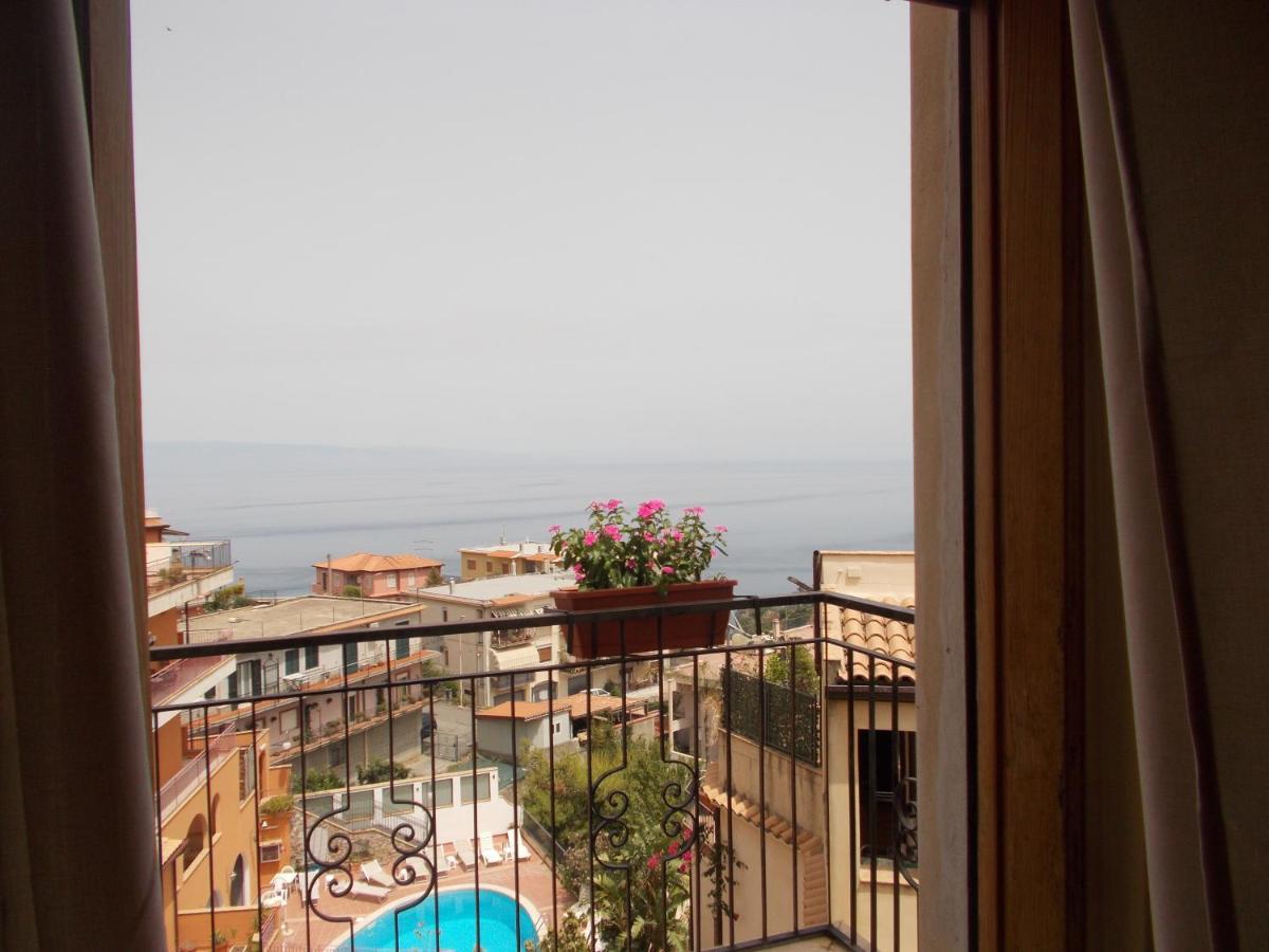 Il Melograno Apartment Ταορμίνα Εξωτερικό φωτογραφία